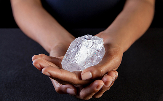 Крупнейший алмаз в мире выставят на аукцион
